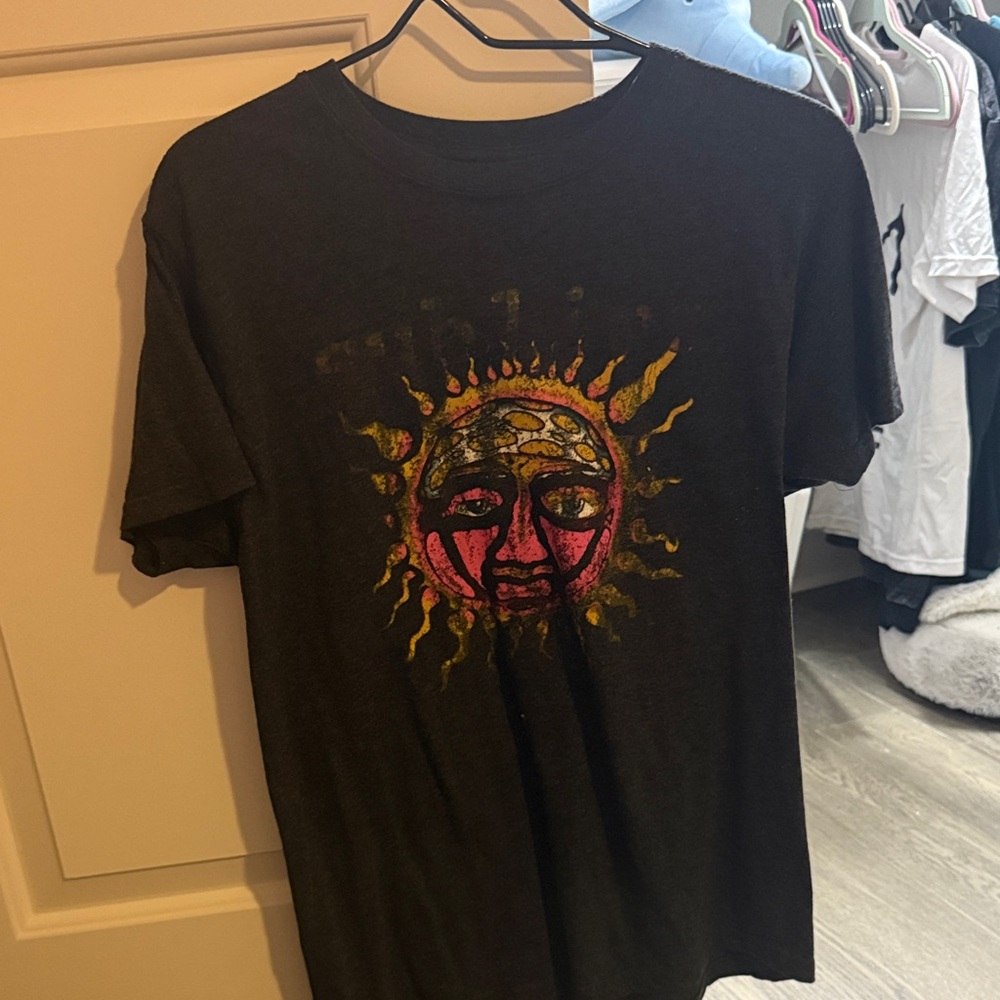 Men's Black Sun Graphic Tee